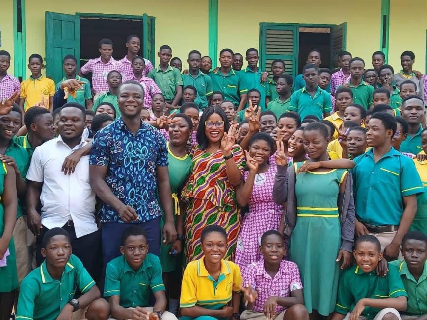 Gomoa East MCE Encourages BECE Candidates During School Visits