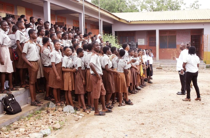 Dr. Emmanuel Appoh Mensah Encourages BECE Candidates in Gomoa East
