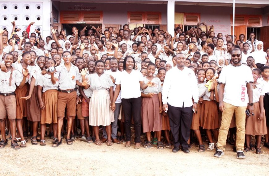 Dr. Emmanuel Appoh Mensah Encourages BECE Candidates in Gomoa East