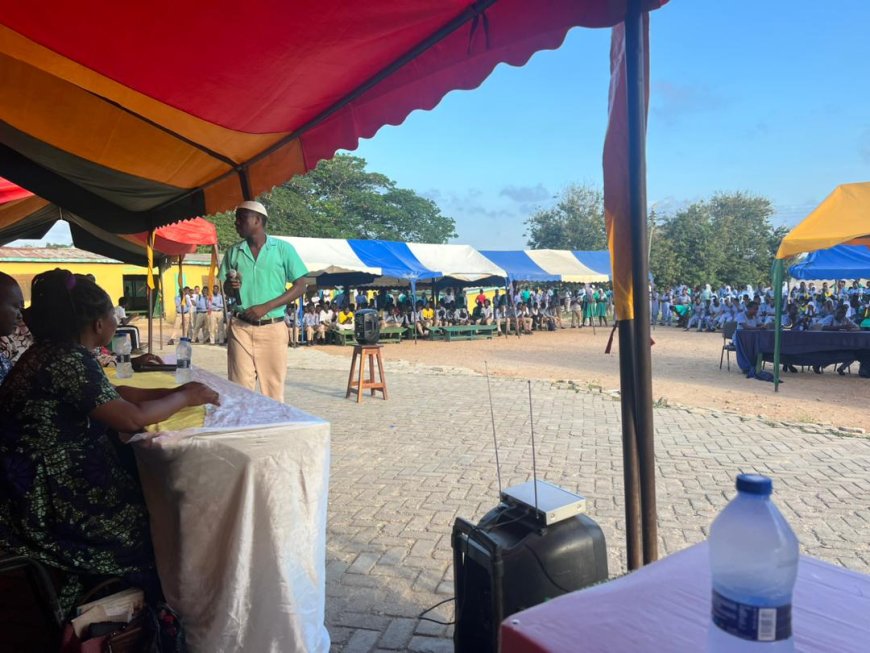 Dr. Emmanuel Appoh Mensah Hails Gender Unity at Potsin T.I Ahmadiyya Debate