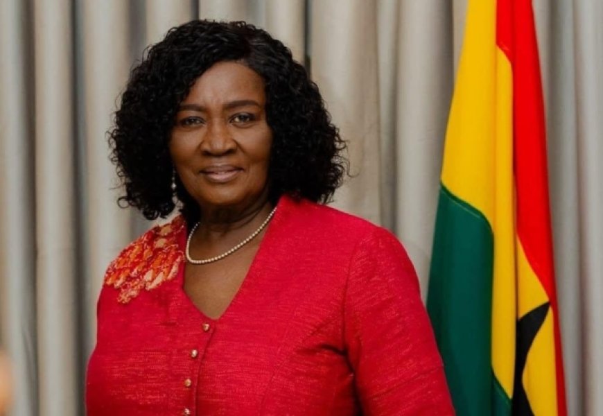 Vice President Leads Delegation to Console Families of Helicopter Crash Victims